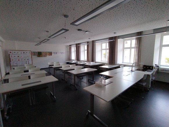 Ludwigstraße 7 Raum 1.05 Ludwigstraße 7 Raum 1.05